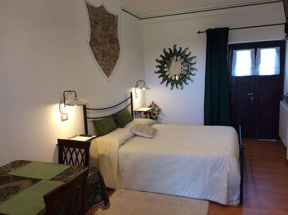 B&B Al Castello Casale Litta Exterior foto
